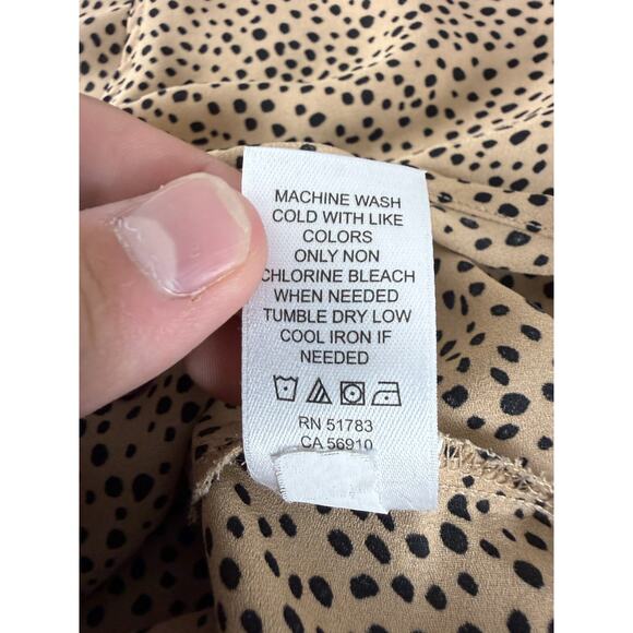 Maurices Size 0 Oversized Polka Dot V Neck Casual Top Brown Short Sleeve Blouse - Picture 7 of 8